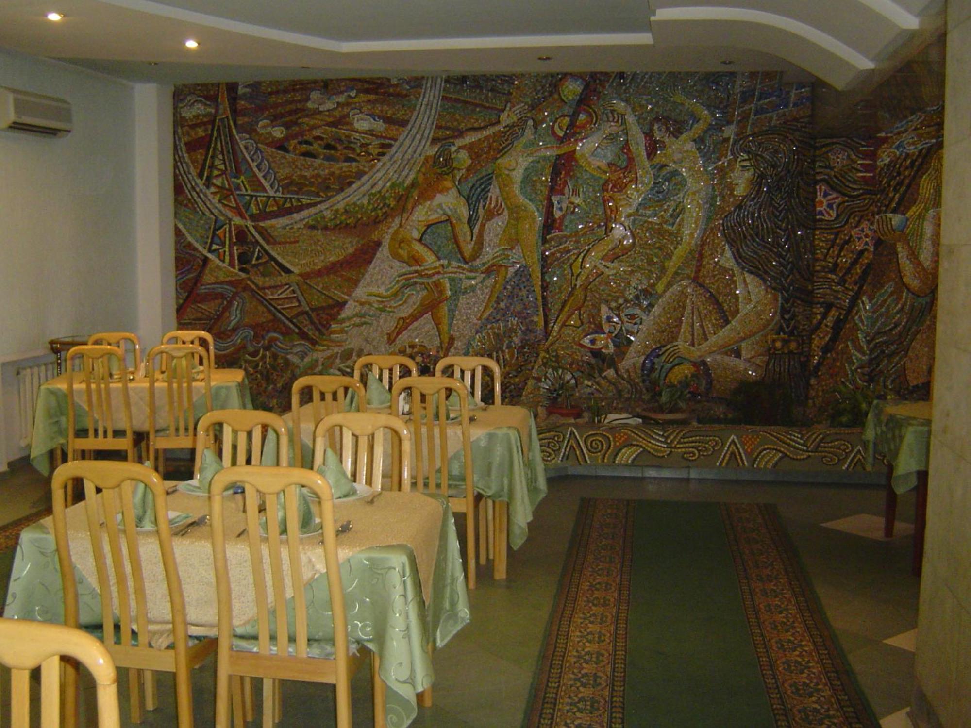 Zhibek Zholy