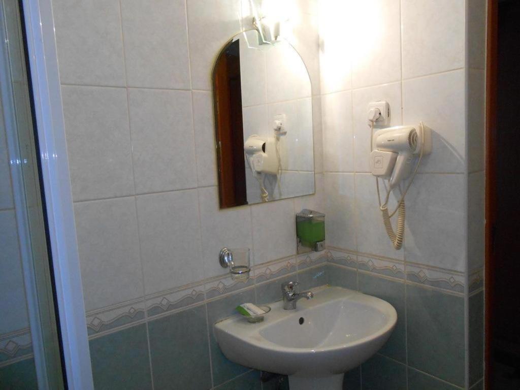 Zhibek Zholy Hotel