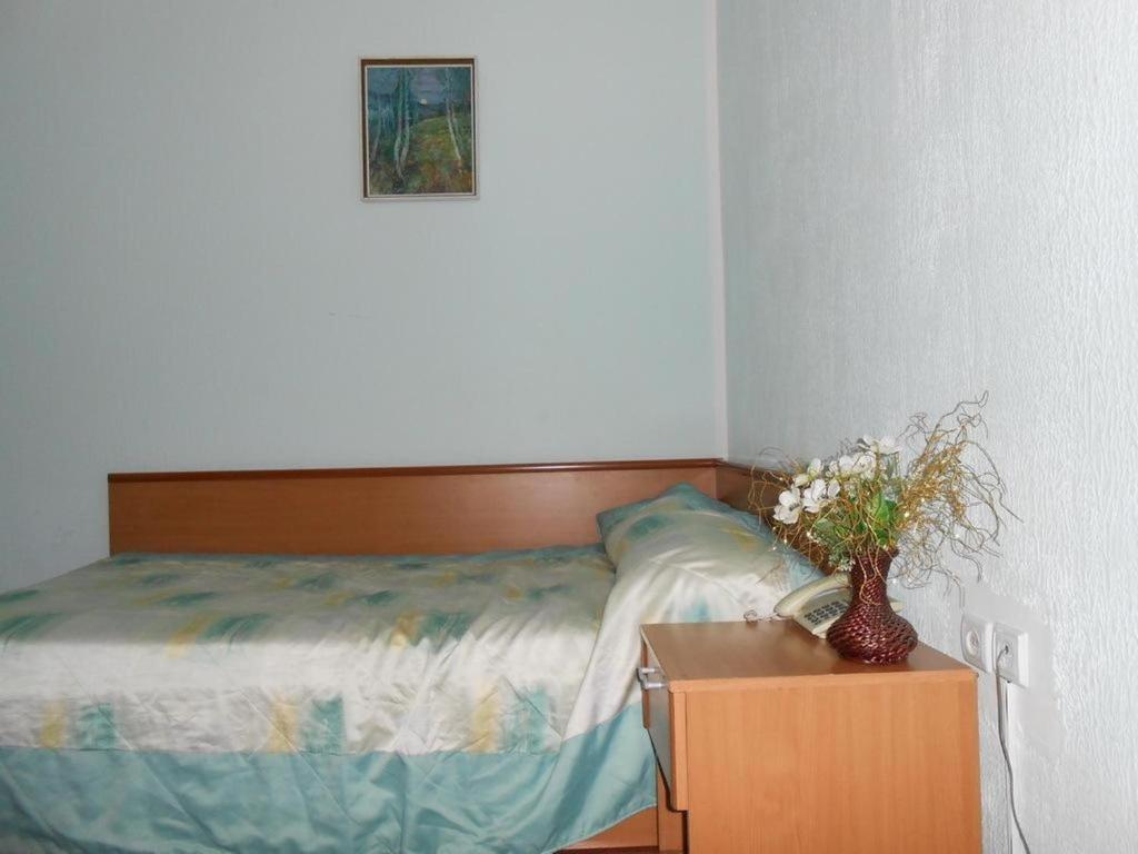 Zhibek Zholy 3*
